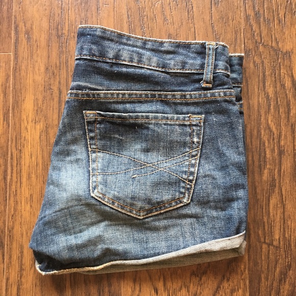 Jean Shorts - Picture 2 of 2